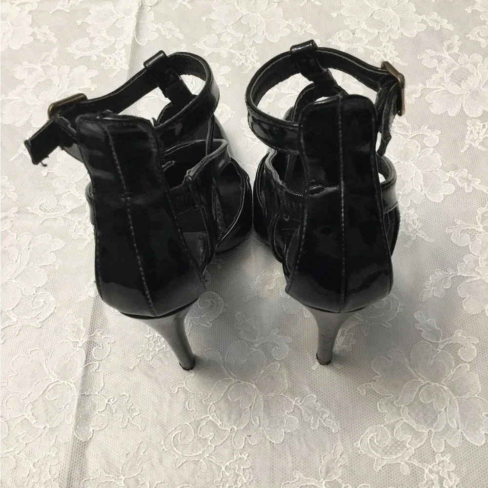 Michael Antonio Glossy Black Heels
